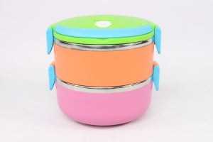 Home Lunchpods met gezonde maaltijden en snacks voor werknemers op kantoor