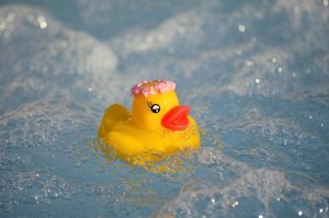 Home Opblaasbaar bubbelbad in achtertuin - tips en advies voor aanschaf en onderhoud